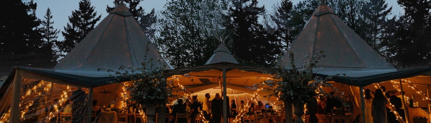 venue_carousal_tipi_1 (1) wedding tipi at night