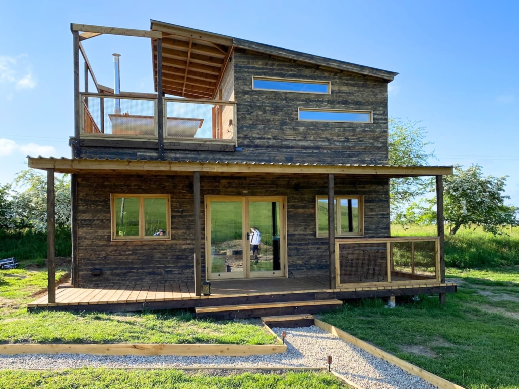 GLAMPING HUT FINANCE